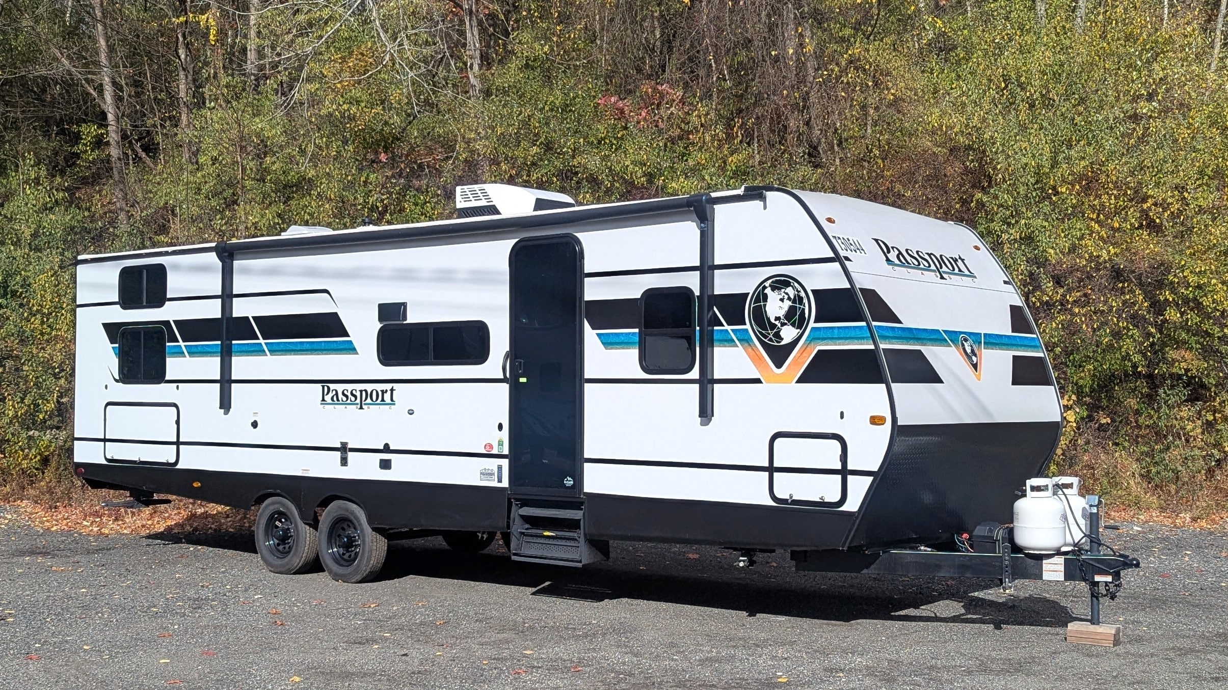 30′ Quad Bunk w/ Slide Travel Trailer for Rental at 84 RV Rentals