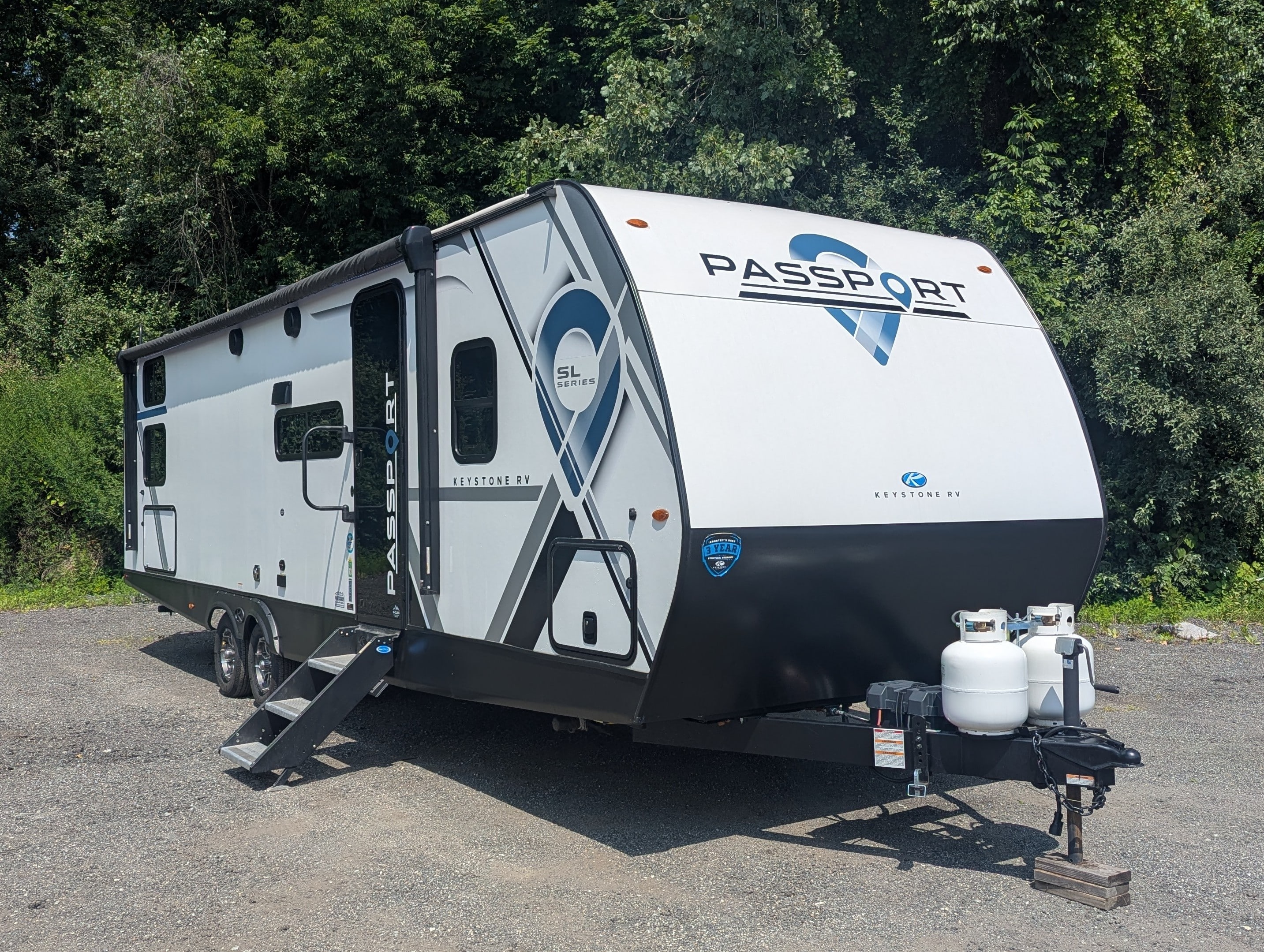 2024 33' Passport 282QB with 4 REAR BUNKS for Rental at 84 RV Rentals