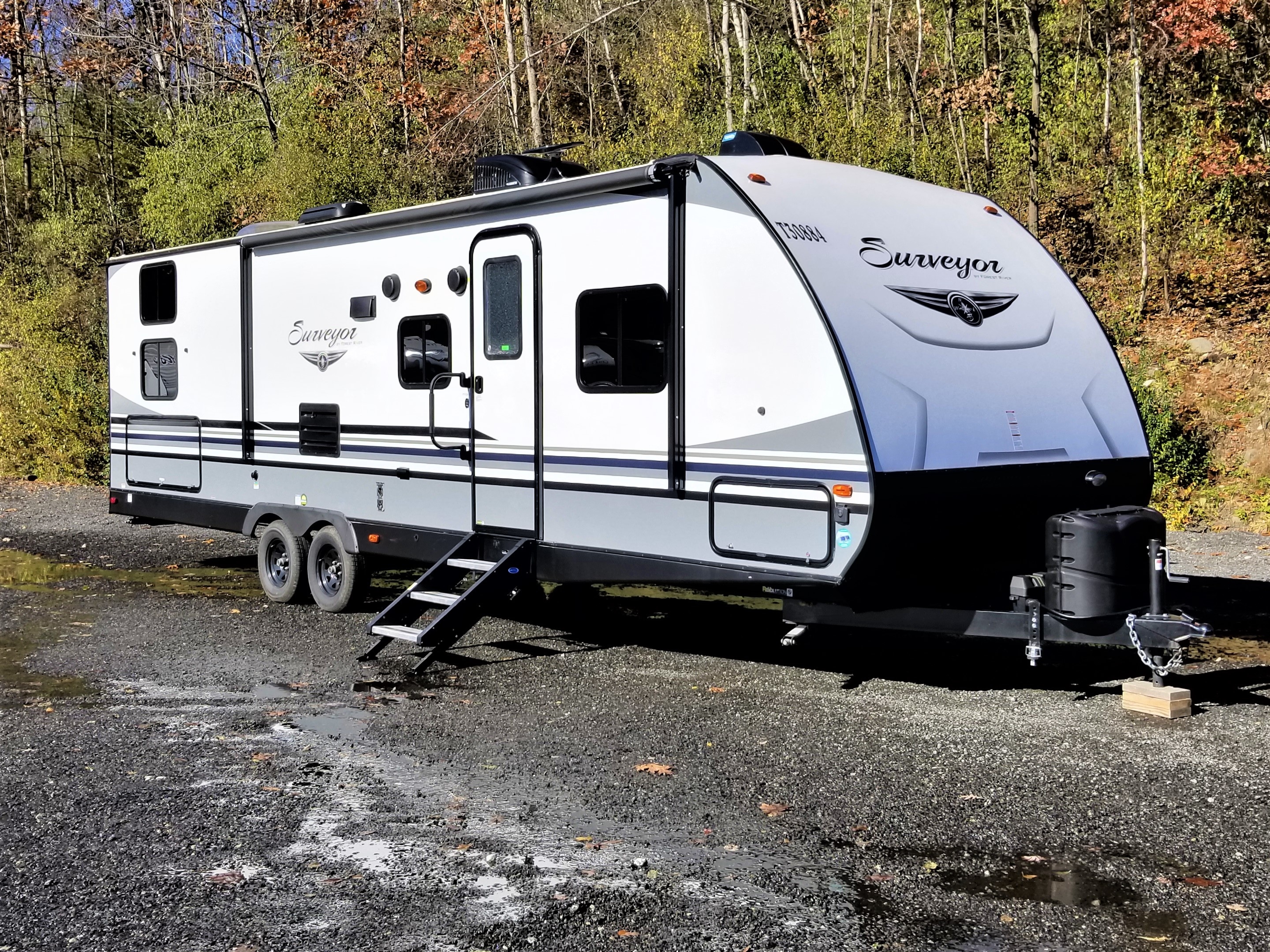 2019 30' Surveyor 295QBLE for Rental at 84 RV Rentals