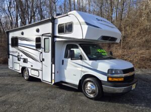 2024 FOREST RIVER 24' SUNSEEKER 2350SLE