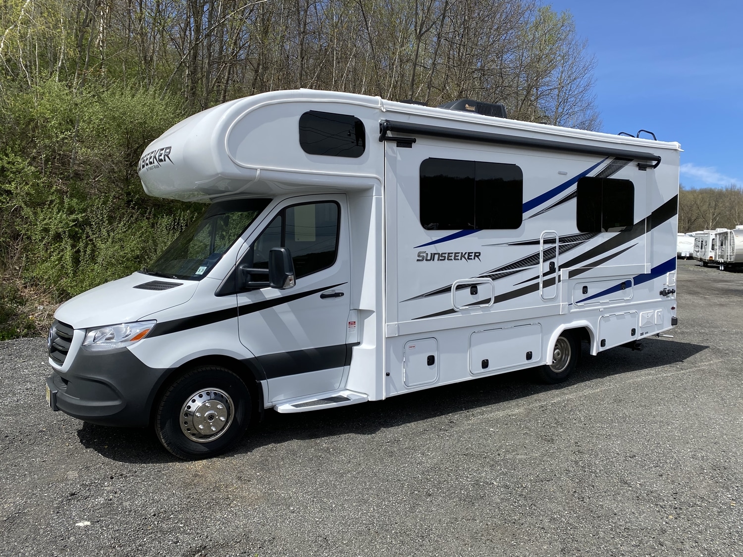 25 FT Class C Motorhome